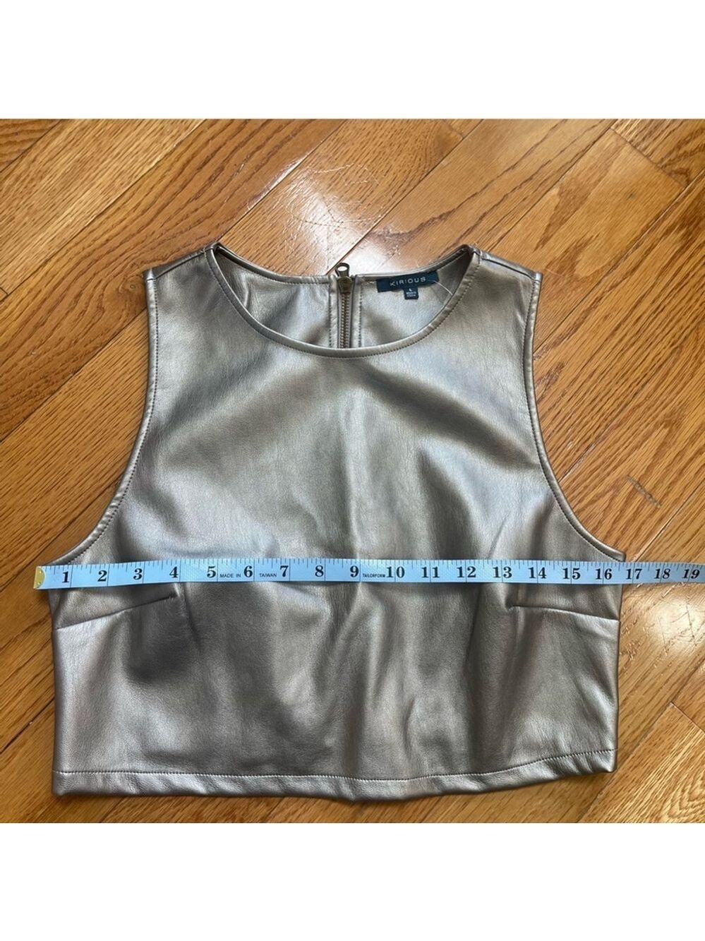 Kirious Women's Metallic Faux Leather Crop Top Trendy silver Sz L - Picture 11 of 11